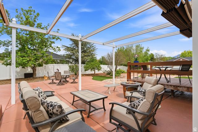 1172 W KRISTELDELL CT, Murray, UT 84123