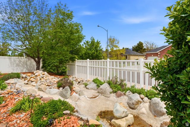 1172 W KRISTELDELL CT, Murray, UT 84123