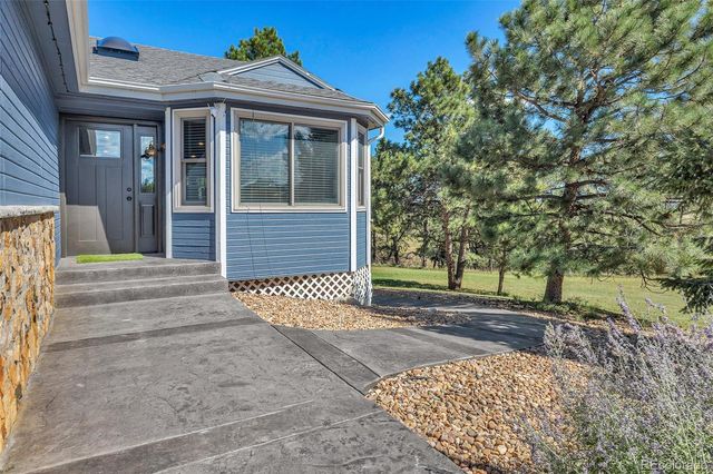 1750 Pawnee Parkway, Elizabeth, CO 80107