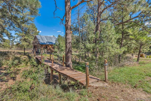 1750 Pawnee Parkway, Elizabeth, CO 80107