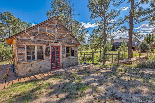 1750 Pawnee Parkway, Elizabeth, CO 80107