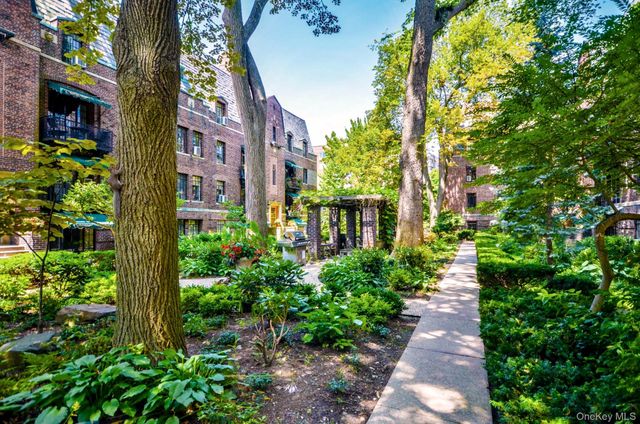 20 N Broadway K351, White Plains, NY 10601