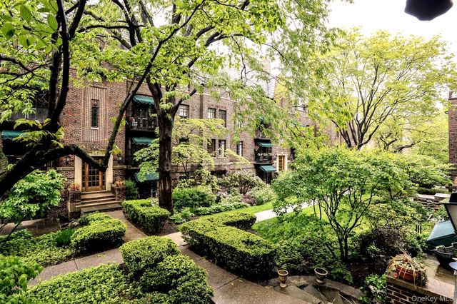 20 N Broadway K351, White Plains, NY 10601
