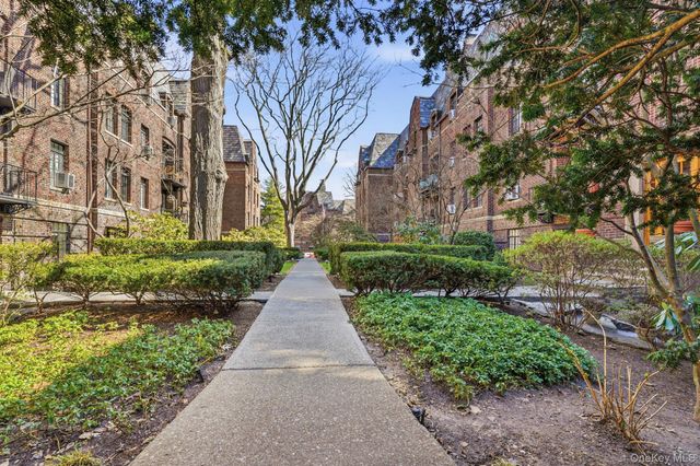 20 N Broadway K351, White Plains, NY 10601