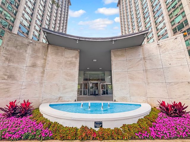 3600 N LAKE SHORE Drive 1518, Chicago, IL 60613