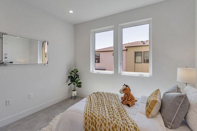 1112 Juana Court, Palo Alto, CA 94303