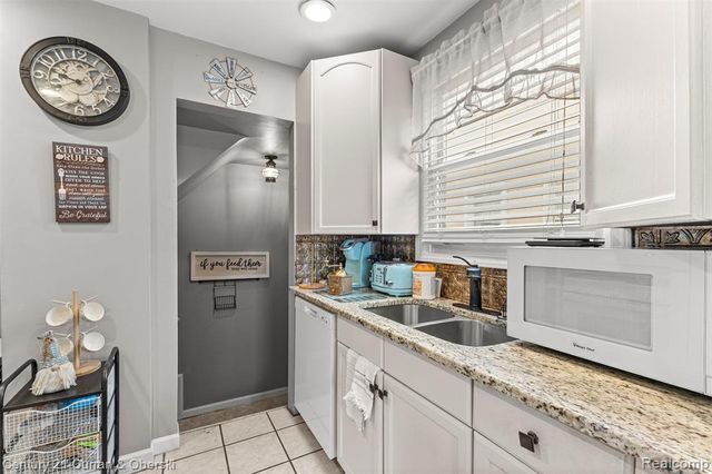 18295 Henry Street, Melvindale, MI 48122