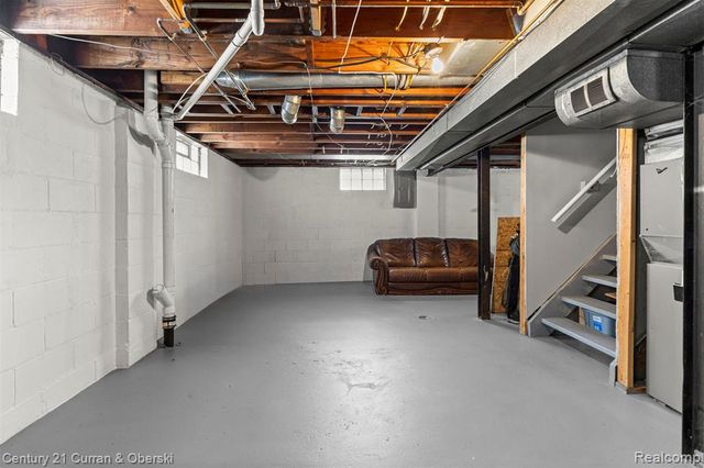 18295 Henry Street, Melvindale, MI 48122