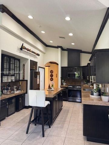 17911 SW 228th St, Miami, FL 33170