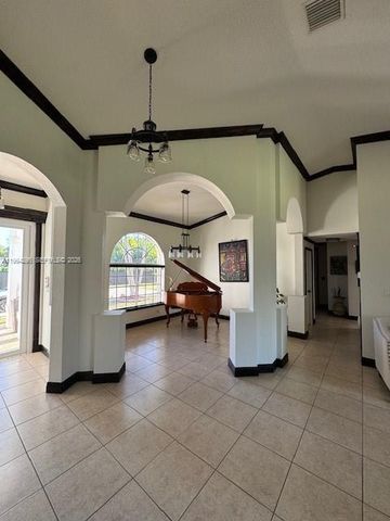 17911 SW 228th St, Miami, FL 33170