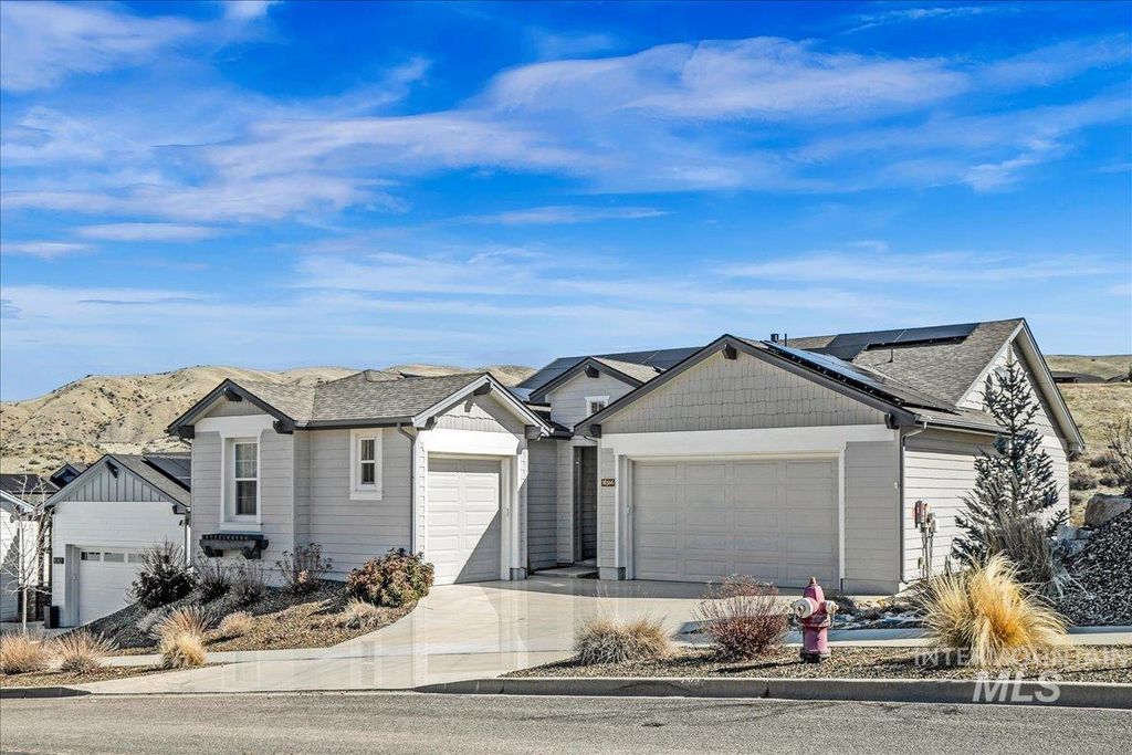 18366 N Goldenridge Way, Boise, ID 83714