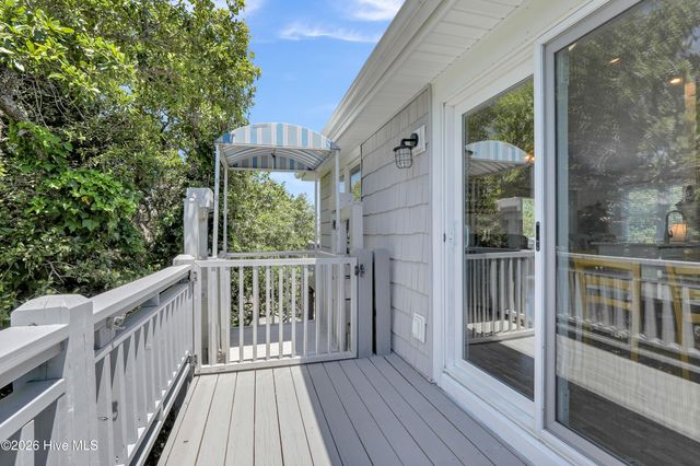 1111 Canady Avenue, Holly Ridge, NC 28445