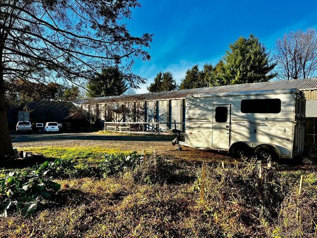 918 Wheelers Farms Road, Milford, CT 06461