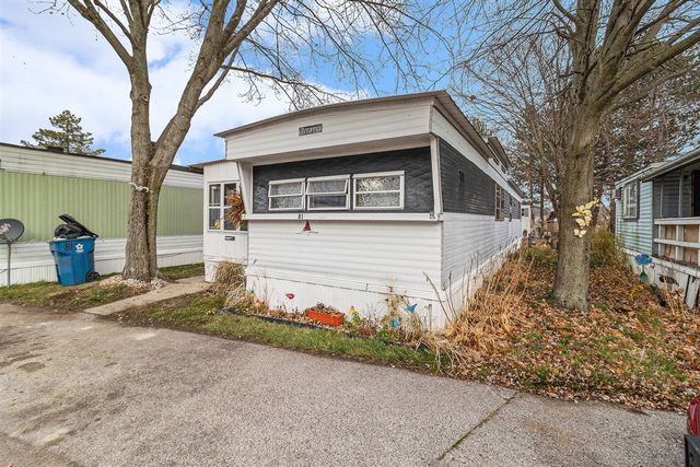 3527 Hoyt Street 81, Norton Shores, MI 49444