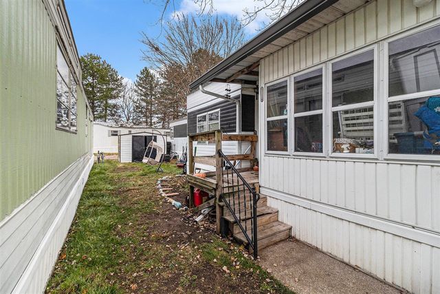 3527 Hoyt Street 81, Norton Shores, MI 49444