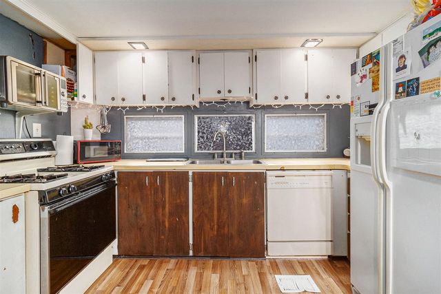 3527 Hoyt Street 81, Norton Shores, MI 49444