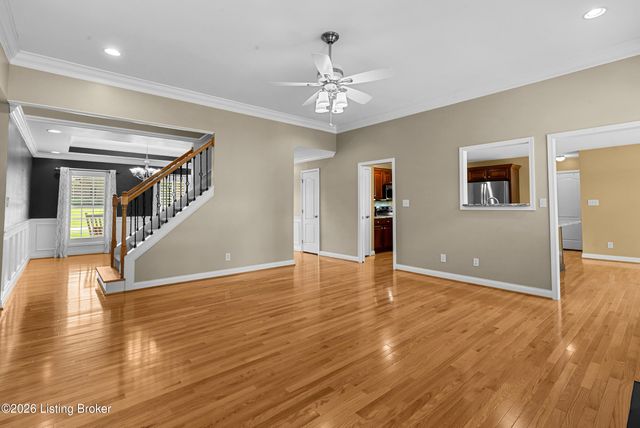 3054 Fallen Wood Ln, La Grange, KY 40031