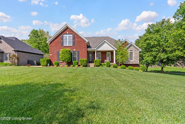 3054 Fallen Wood Ln, La Grange, KY 40031