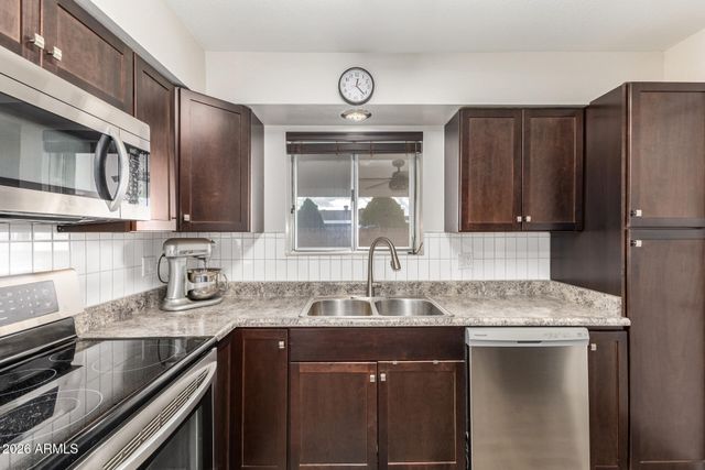 5917 E BOISE Street, Mesa, AZ 85205