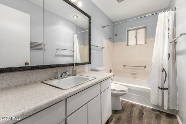 5917 E BOISE Street, Mesa, AZ 85205