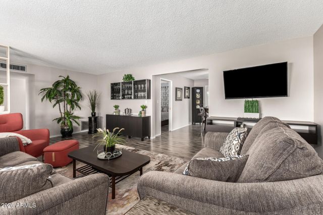 5917 E BOISE Street, Mesa, AZ 85205