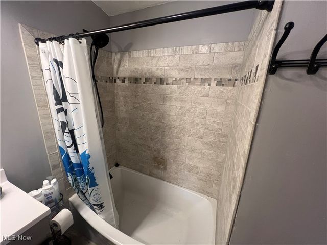 37080 Penrose Lane, Cadiz, OH 43907