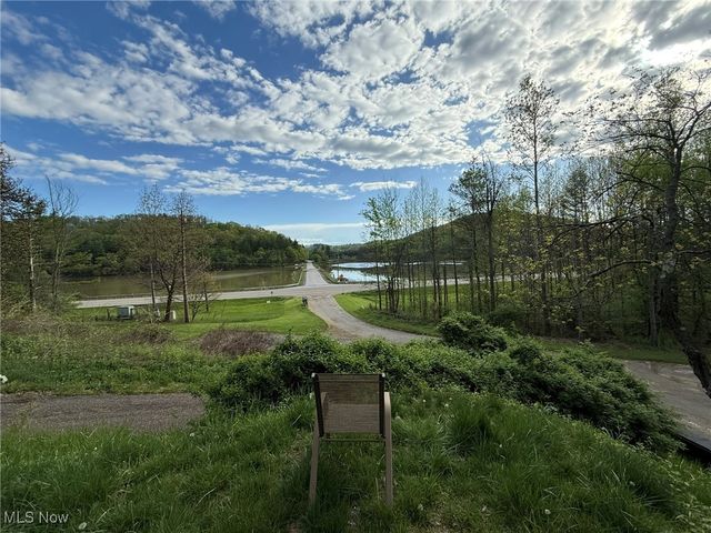 37080 Penrose Lane, Cadiz, OH 43907