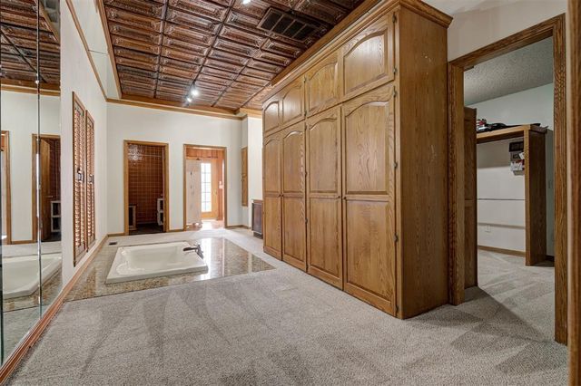 1839 E Pleasantview Lane, Mustang, OK 73064