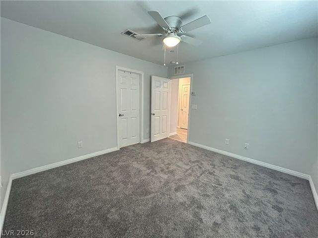 4552 Dover Straight Street, Las Vegas, NV 89115