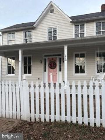 210 CORNWALL ST NW, Leesburg, VA 20176