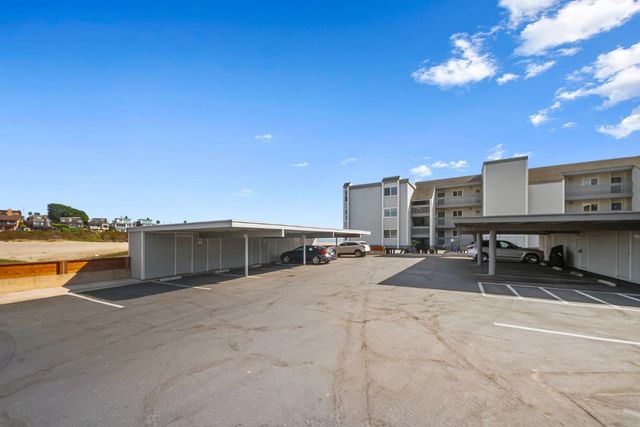 22130 E Cliff Drive 2A, Santa Cruz, CA 95062