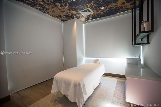 121 NE 34th St 1507, Miami, FL 33137