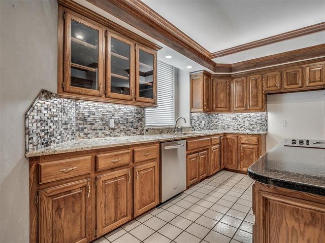 12233 Rivendell Drive, Oklahoma City, OK 73170