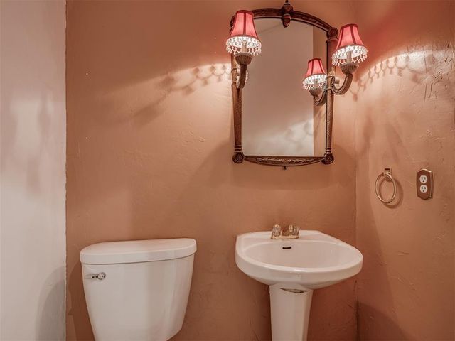 12233 Rivendell Drive, Oklahoma City, OK 73170