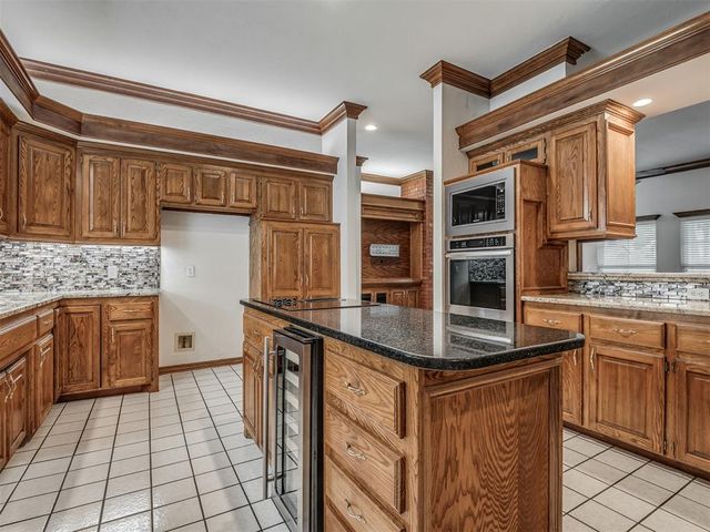 12233 Rivendell Drive, Oklahoma City, OK 73170