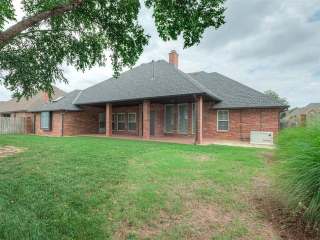12233 Rivendell Drive, Oklahoma City, OK 73170