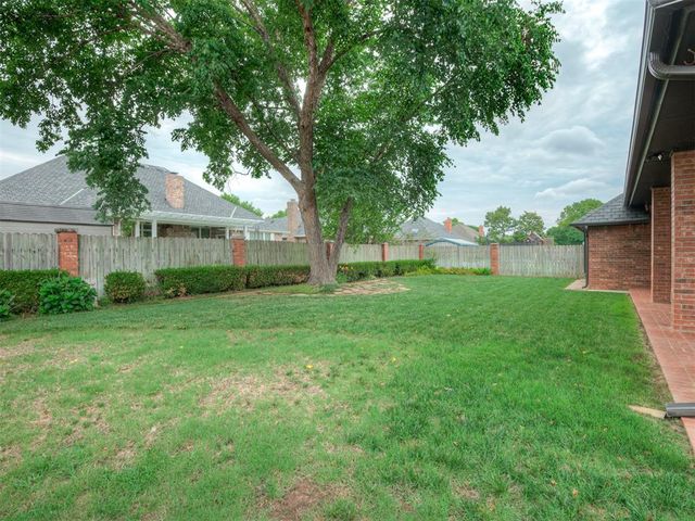 12233 Rivendell Drive, Oklahoma City, OK 73170