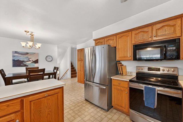 3036 Norman DRIVE, West Bend, WI 53090