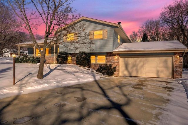 3036 Norman DRIVE, West Bend, WI 53090