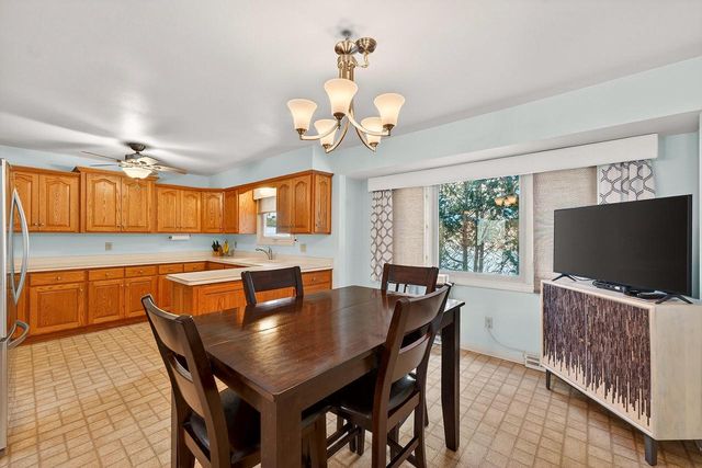 3036 Norman DRIVE, West Bend, WI 53090