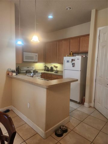 2852 EASTHAM LANE, Kissimmee, FL 34741