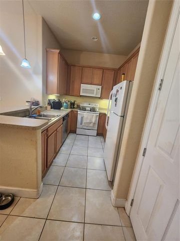 2852 EASTHAM LANE, Kissimmee, FL 34741