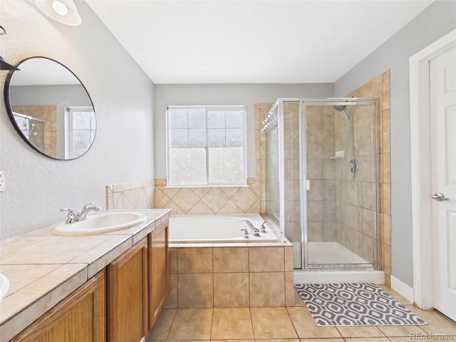 24734 E Gunnison Drive, Aurora, CO 80018