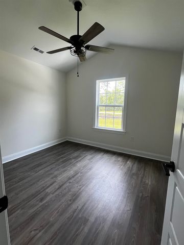5669 Carriage Rd., Conway, SC 29527