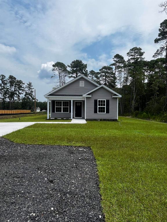 5669 Carriage Rd., Conway, SC 29527