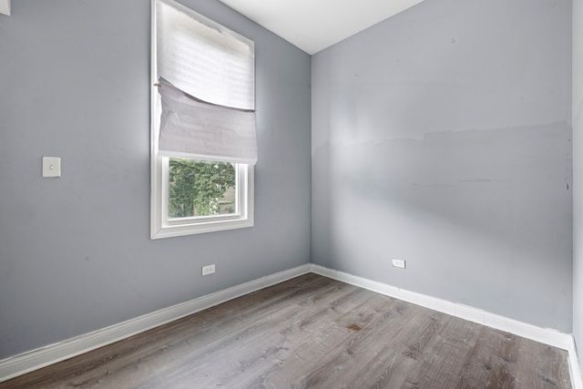 1615 S Komensky Avenue, Chicago, IL 60623