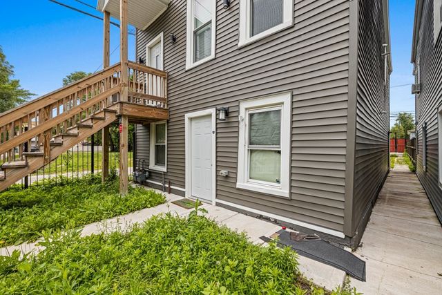 1615 S Komensky Avenue, Chicago, IL 60623