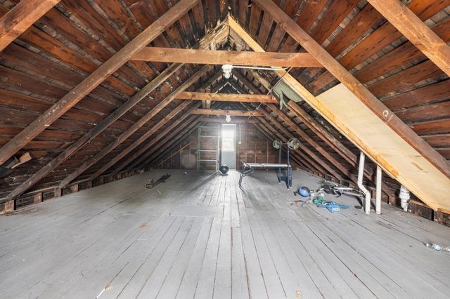 1615 S Komensky Avenue, Chicago, IL 60623