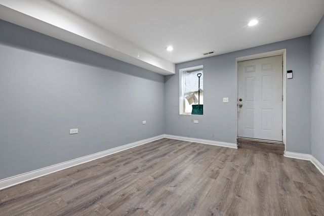 1615 S Komensky Avenue, Chicago, IL 60623