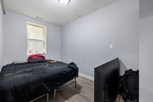 1615 S Komensky Avenue, Chicago, IL 60623